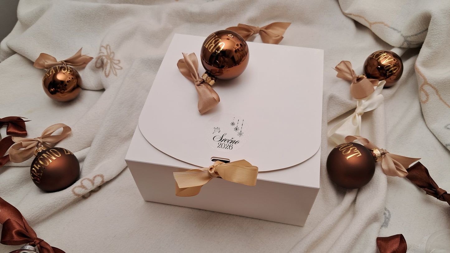 Personalized Glass Christmas Baubles – 8 cm