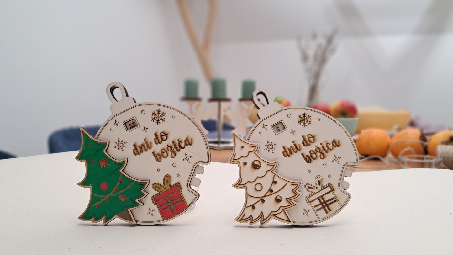 Counting Down to Christmas – a Fun Wooden Hanging Countdown Calendar