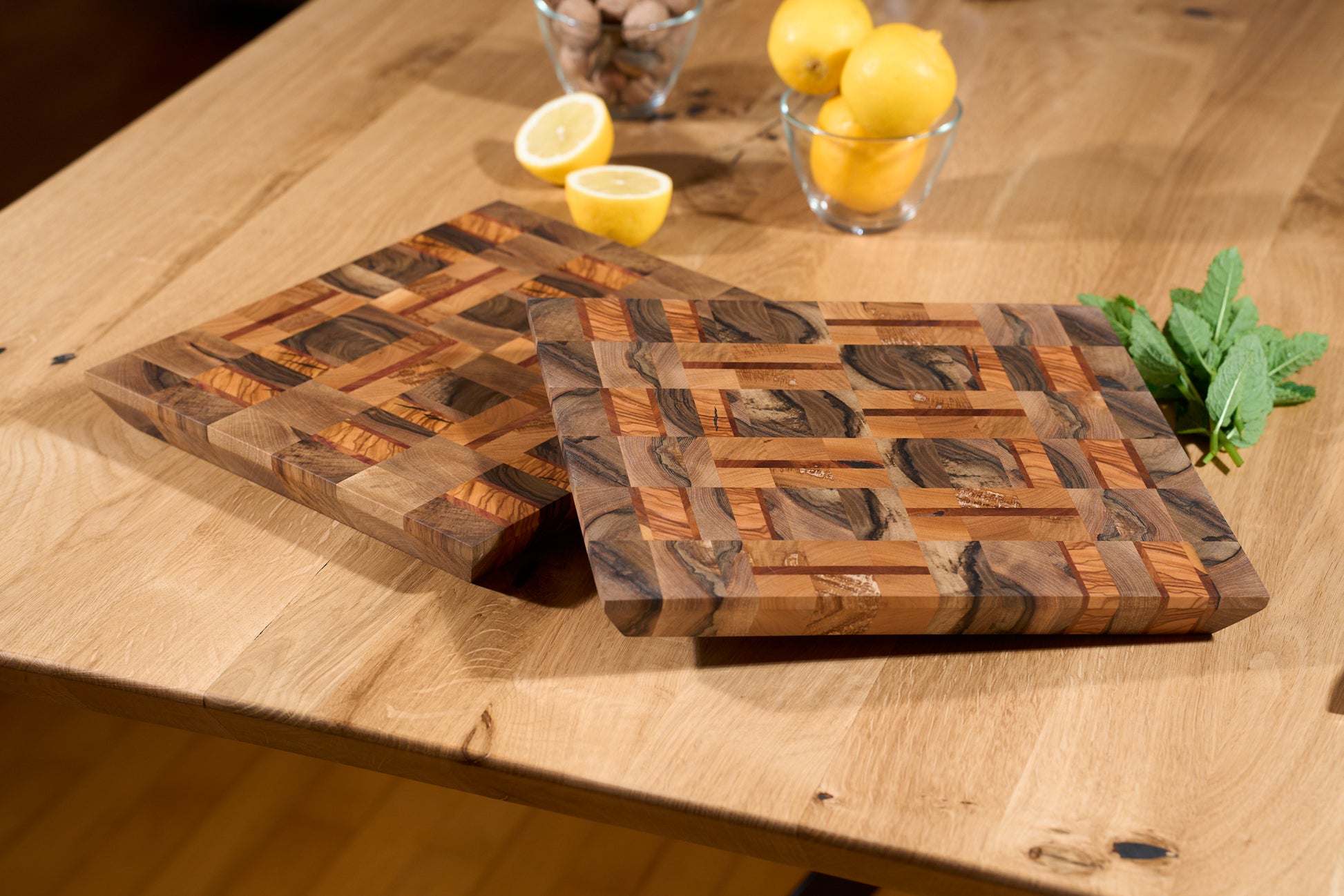 premium end grain rezalna deska iz lesa: oljka, češnja, sliva, oreh