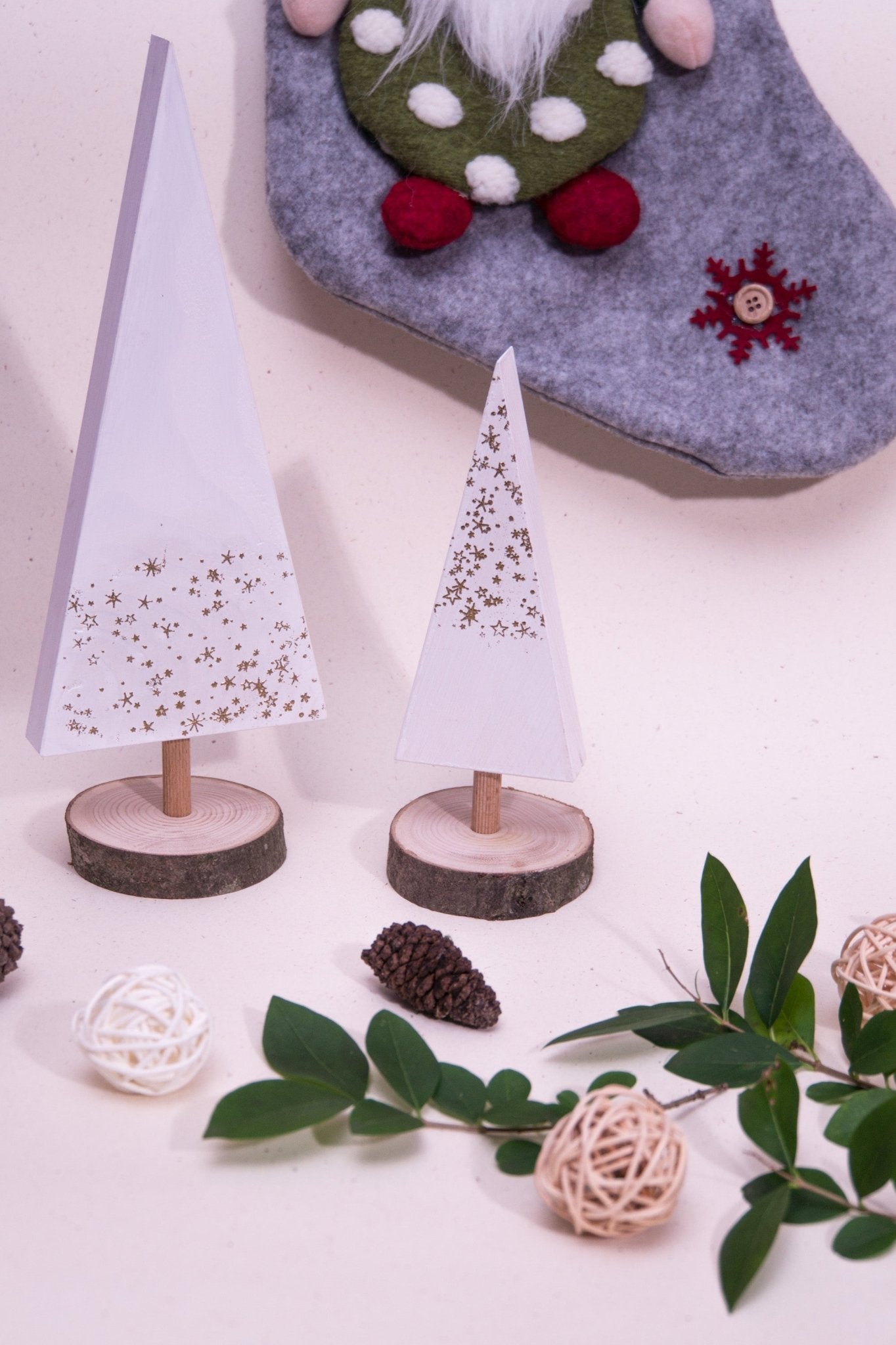 Komplet 2 dekorativnih namiznih božičnih dreves - JBforma